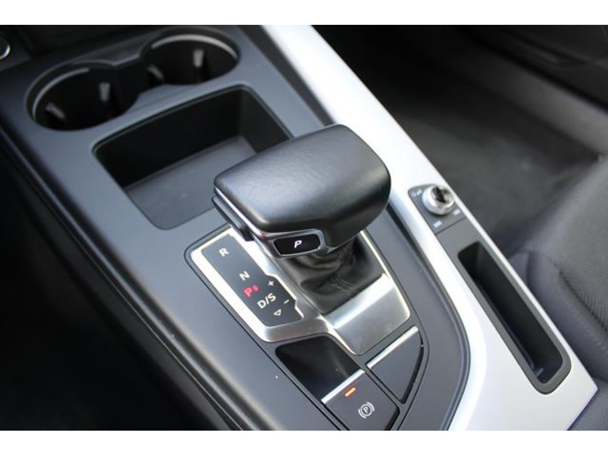 Audi A4 2.0 TFSI Hybrid 