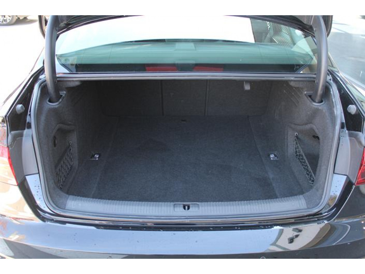 Audi A4 2.0 TFSI Hybrid 