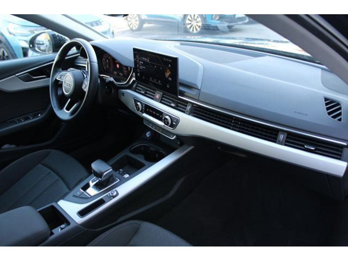 Audi A4 2.0 TFSI Hybrid 