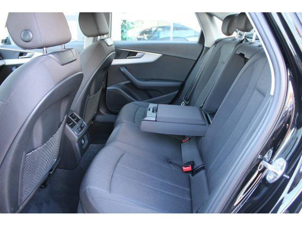 Audi A4 2.0 TFSI Hybrid 