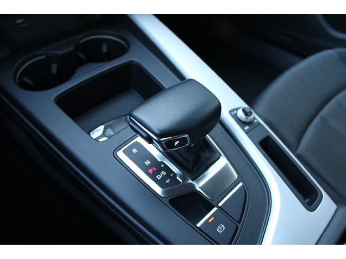 Audi A4 2.0 TFSI Hybrid 