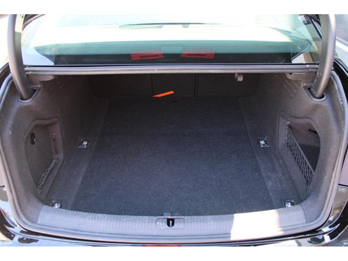 Audi A4 2.0 TFSI Hybrid 