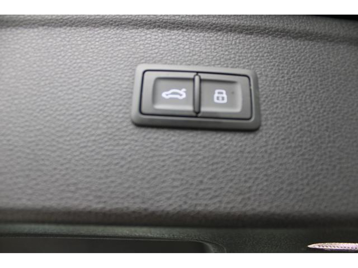 Audi Q5 2.0 TDI HYB. QUATTRO 