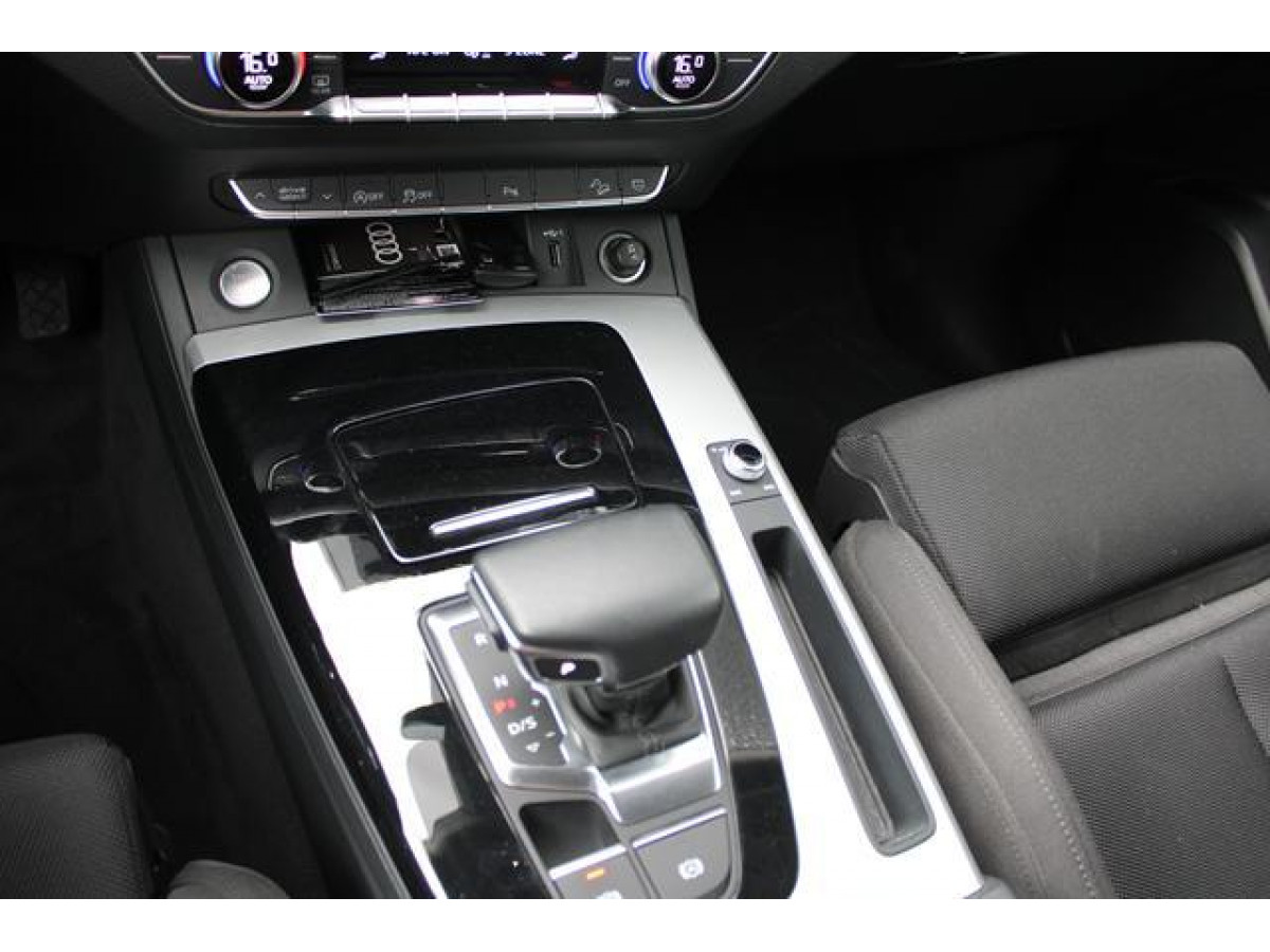 Audi Q5 2.0 TDI HYB. QUATTRO 