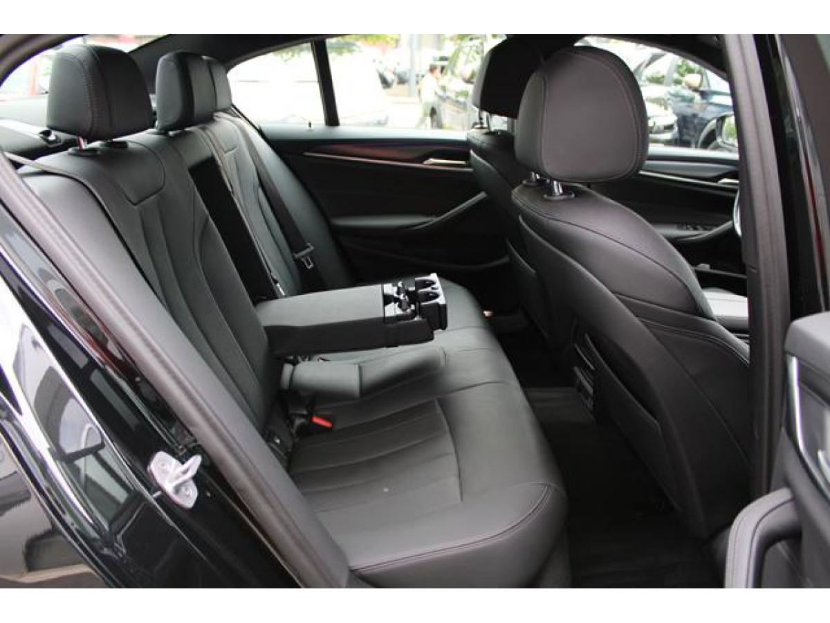 BMW 520 2.0D XDRIVE 