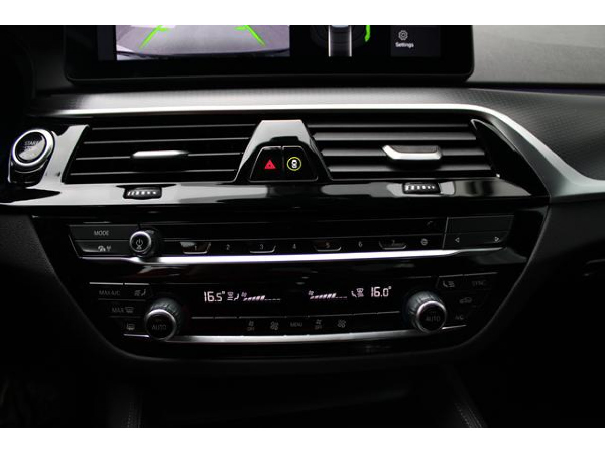 BMW 520 2.0D XDRIVE 