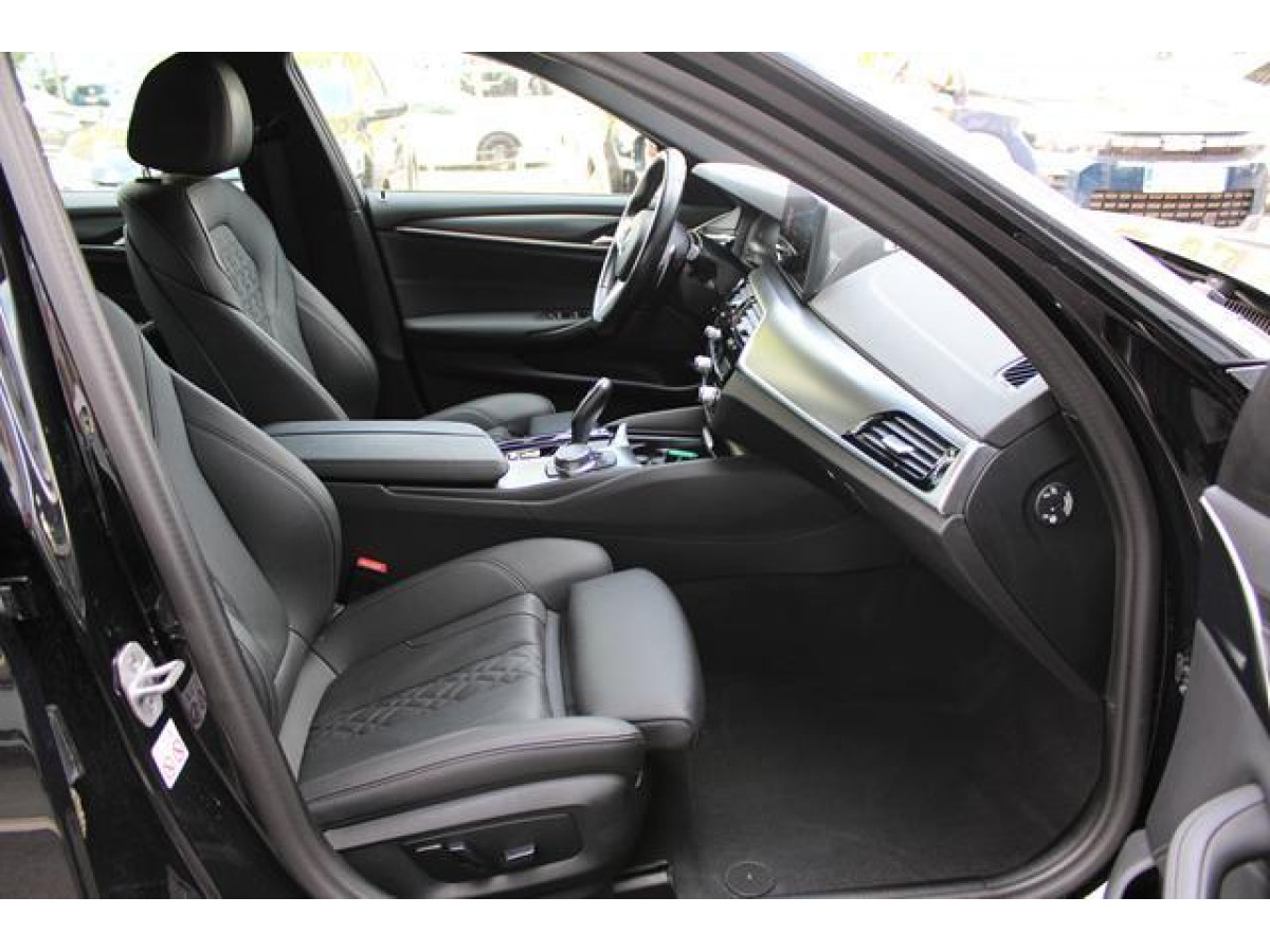 BMW 520 2.0D XDRIVE 