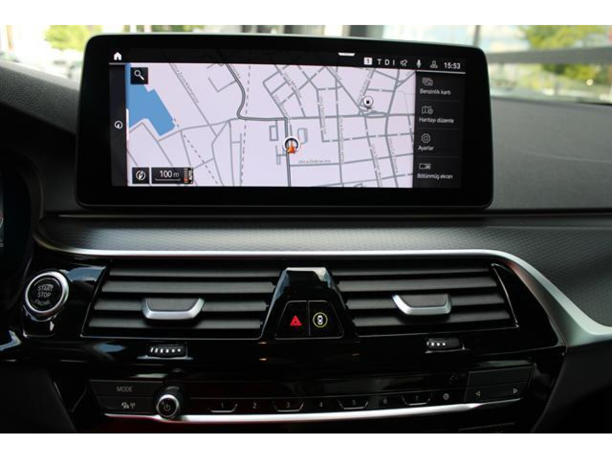 BMW 520 2.0D XDRIVE 
