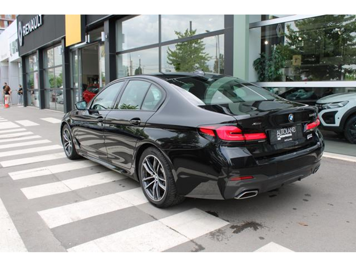 BMW 520 2.0D XDRIVE 