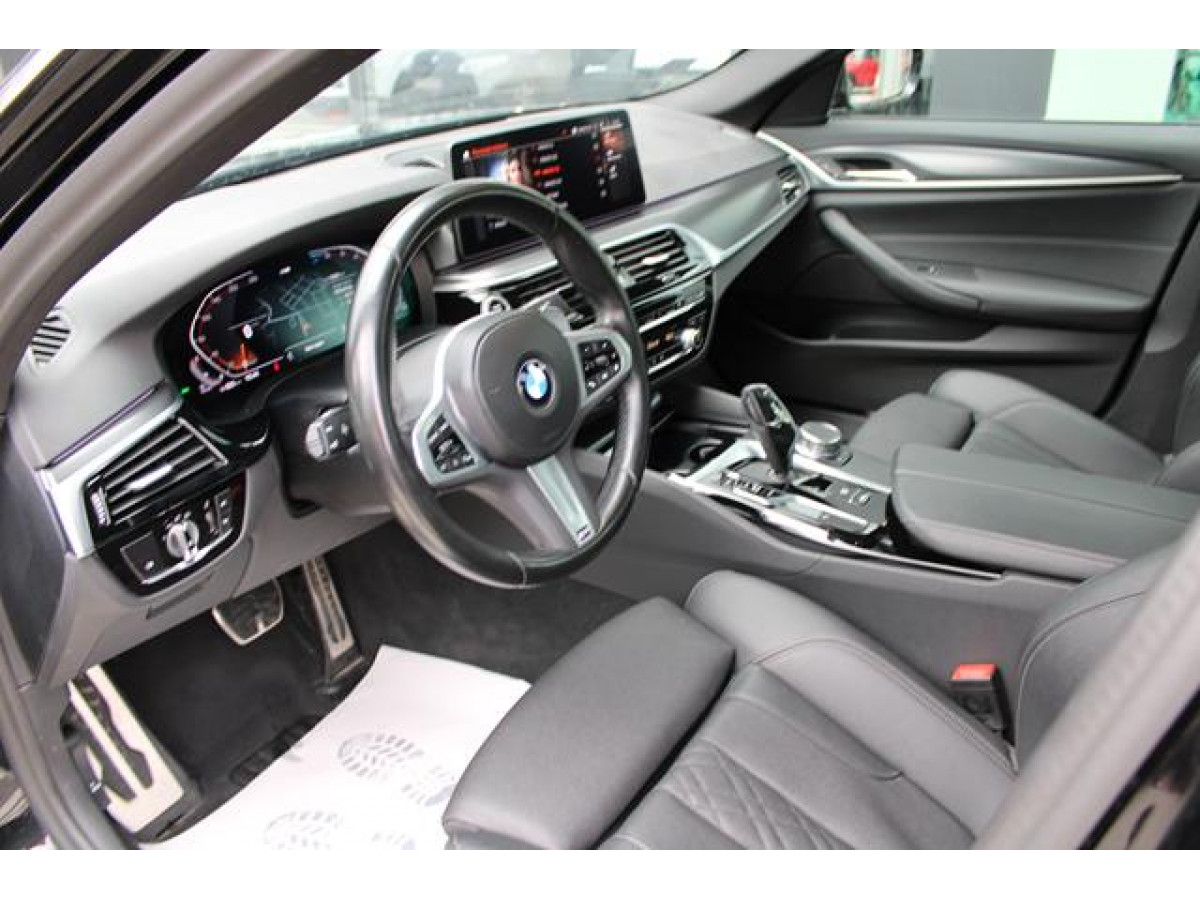 BMW 520 2.0D XDRIVE 