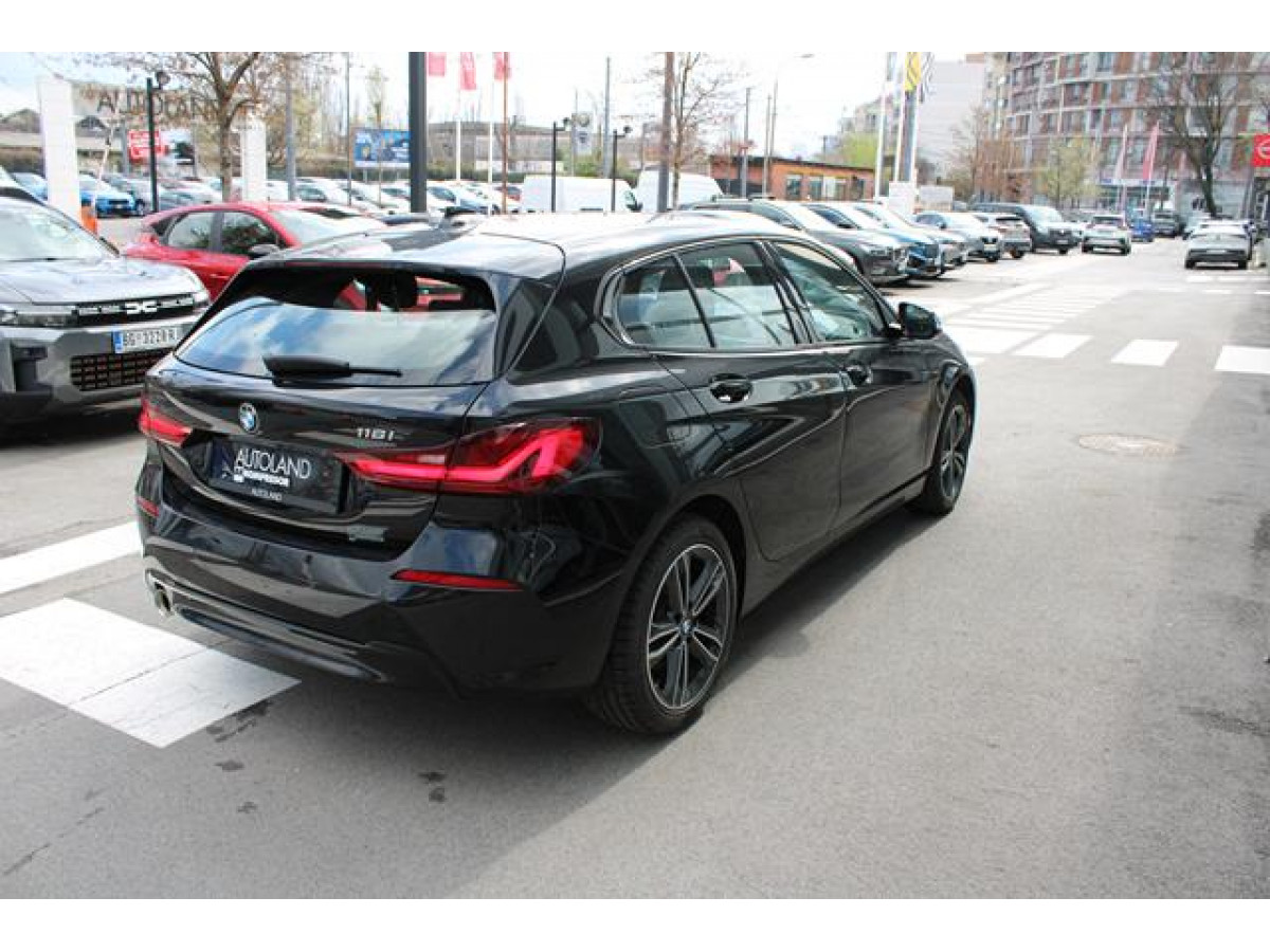 BMW 116 1.5 116i AUT 