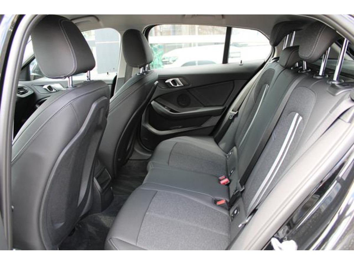 BMW 116 1.5 116i AUT 