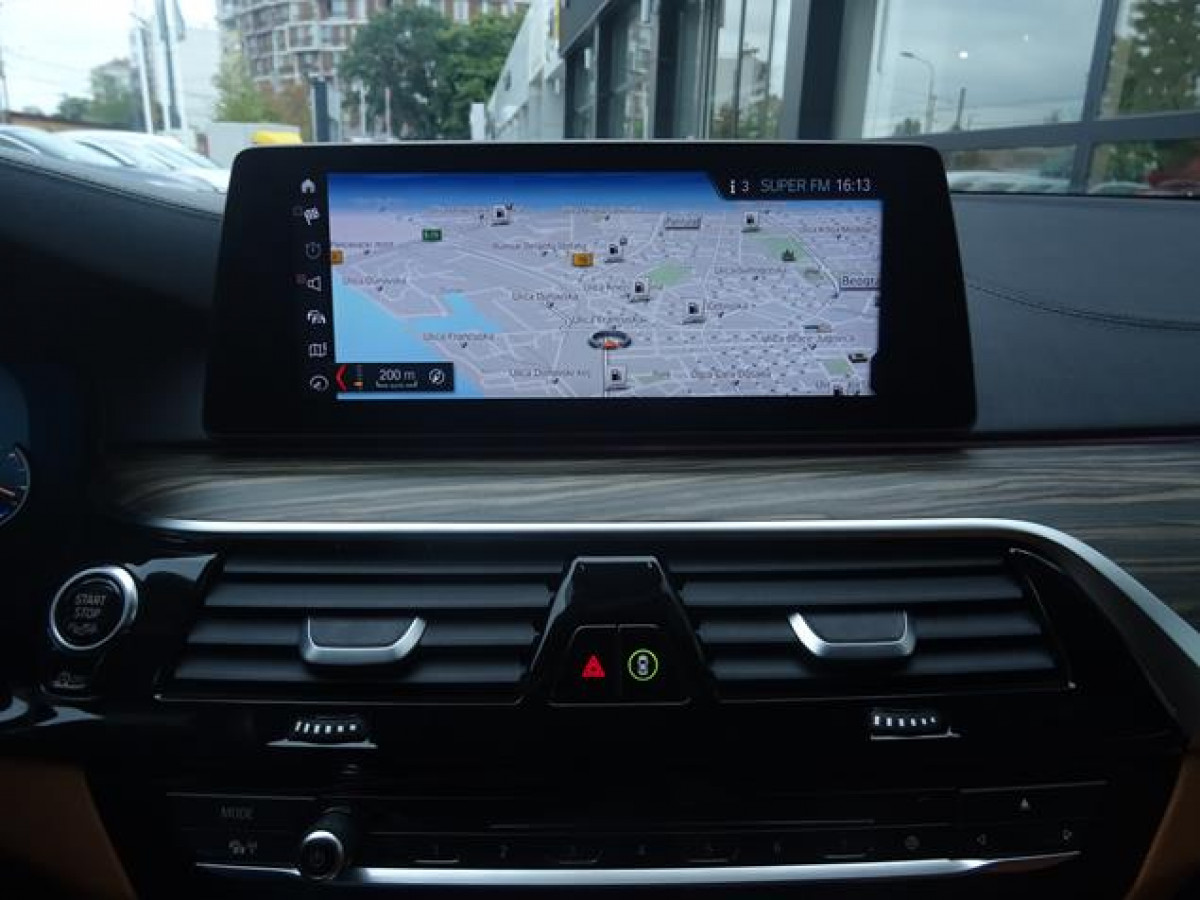 BMW 520 XDrive Luxury 
