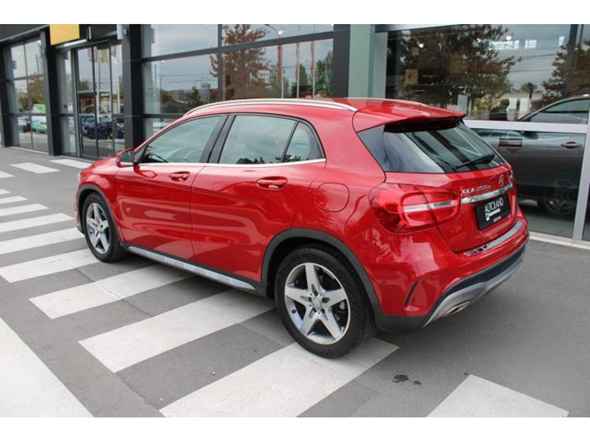 Mercedes Benz GLA 200 2.2D 4MATIC 