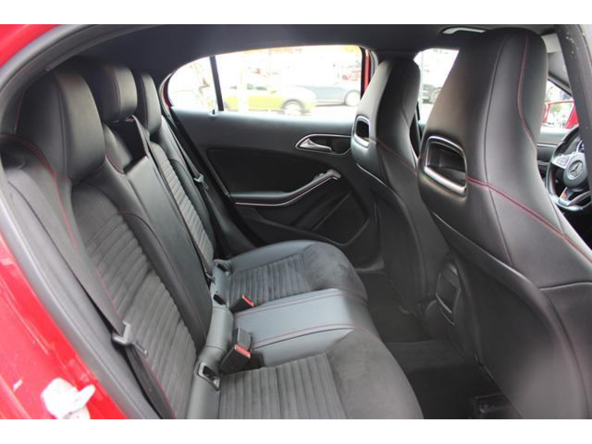 Mercedes Benz GLA 200 2.2D 4MATIC 