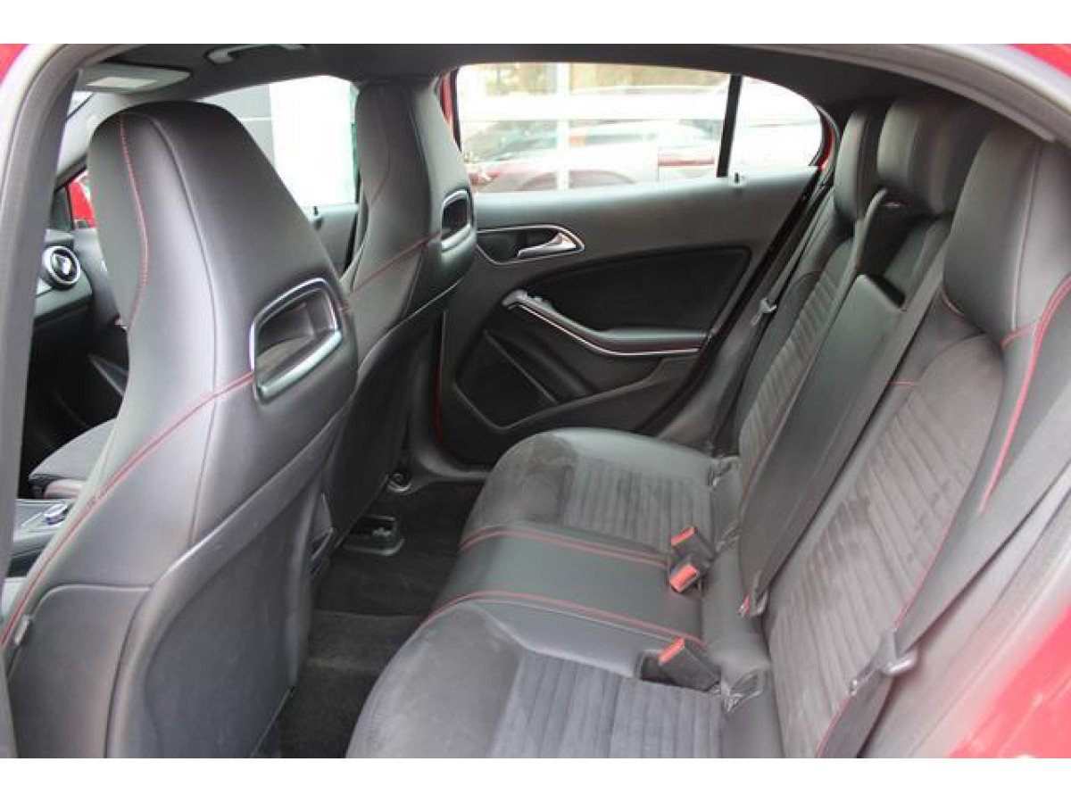 Mercedes Benz GLA 200 2.2D 4MATIC 