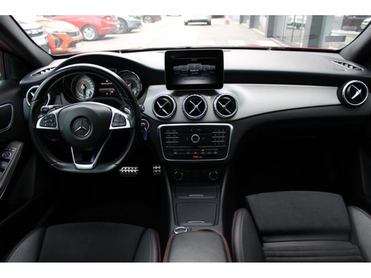 Mercedes Benz GLA 200 2.2D 4MATIC 