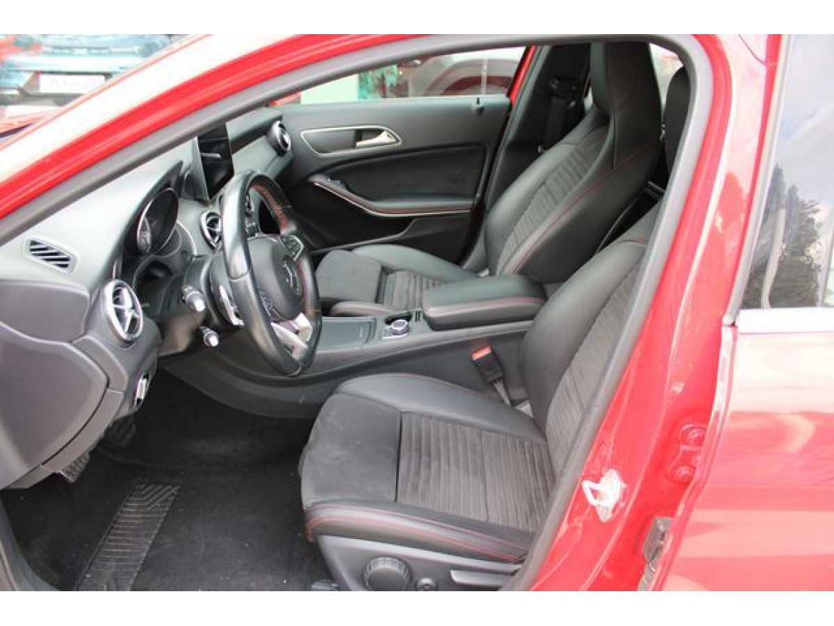 Mercedes Benz GLA 200 2.2D 4MATIC 