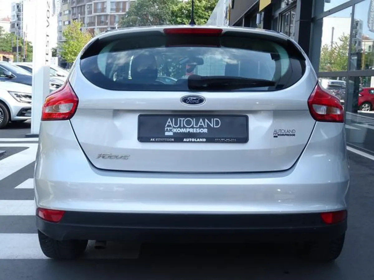 Ford Focus 1.5 tdci Business 