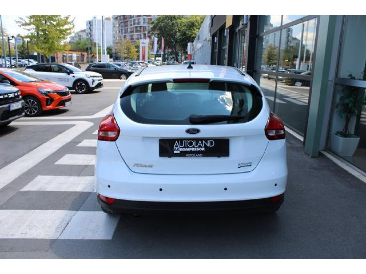 Ford Focus 1.5 TDCI Trend 