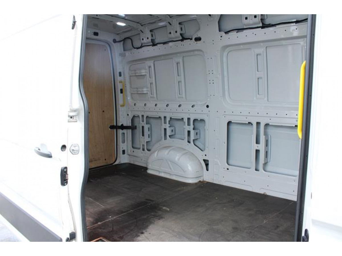 Volkswagen Crafter 2.0 TDI 