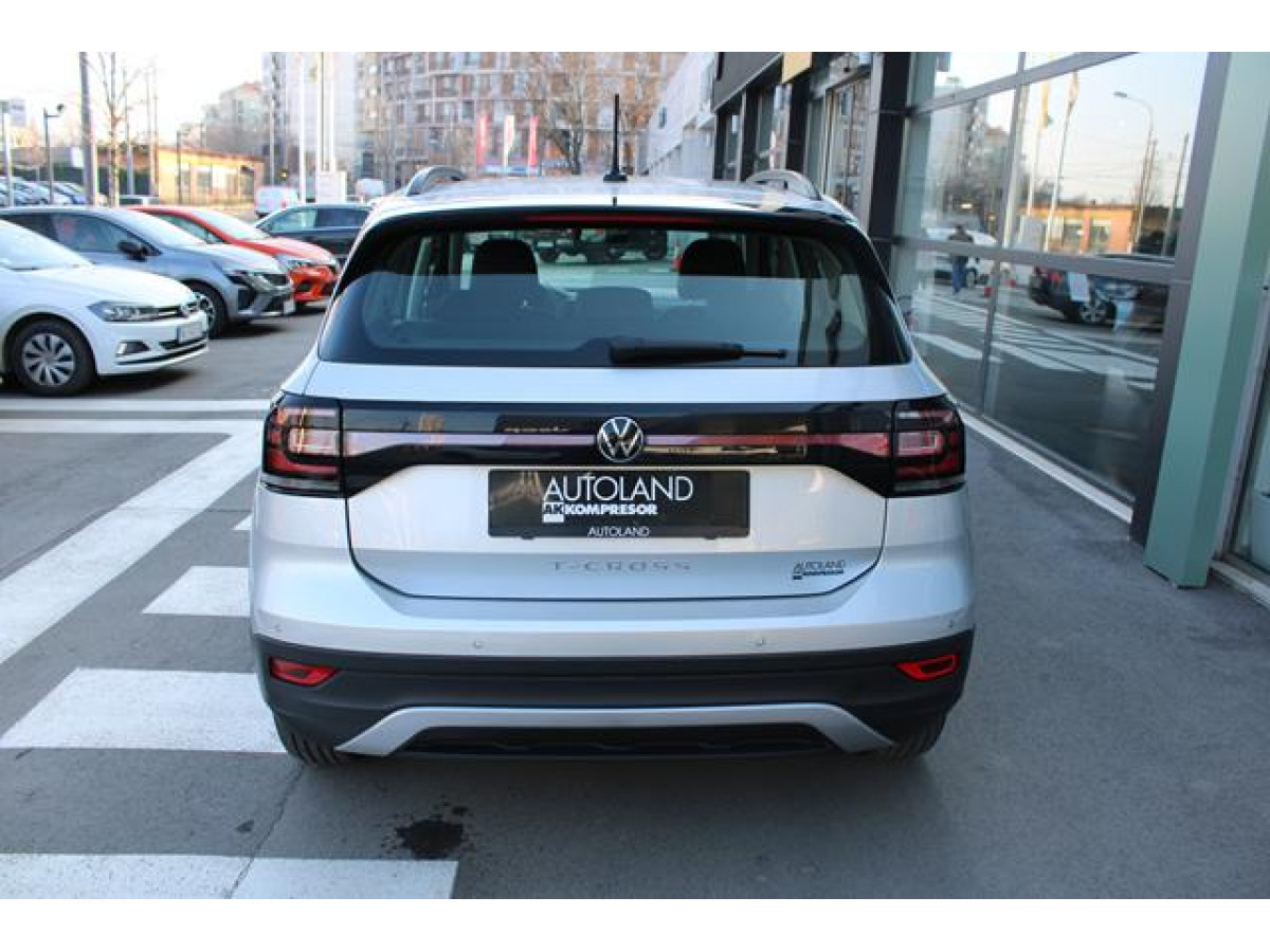 Volkswagen T-Cross 1.0 TSI LIFE DSG 