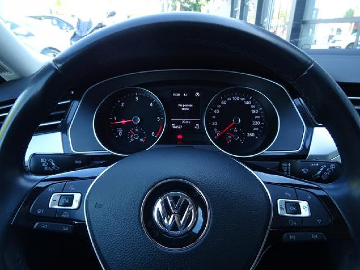 Volkswagen Passat B8 1.6 tdi Comfortline 