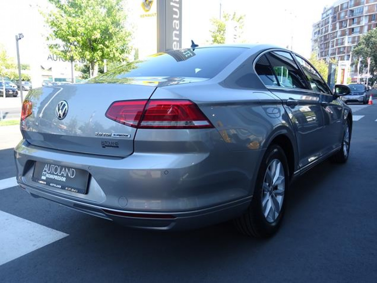 Volkswagen Passat B8 2.0 TDI DSG Comfortline 