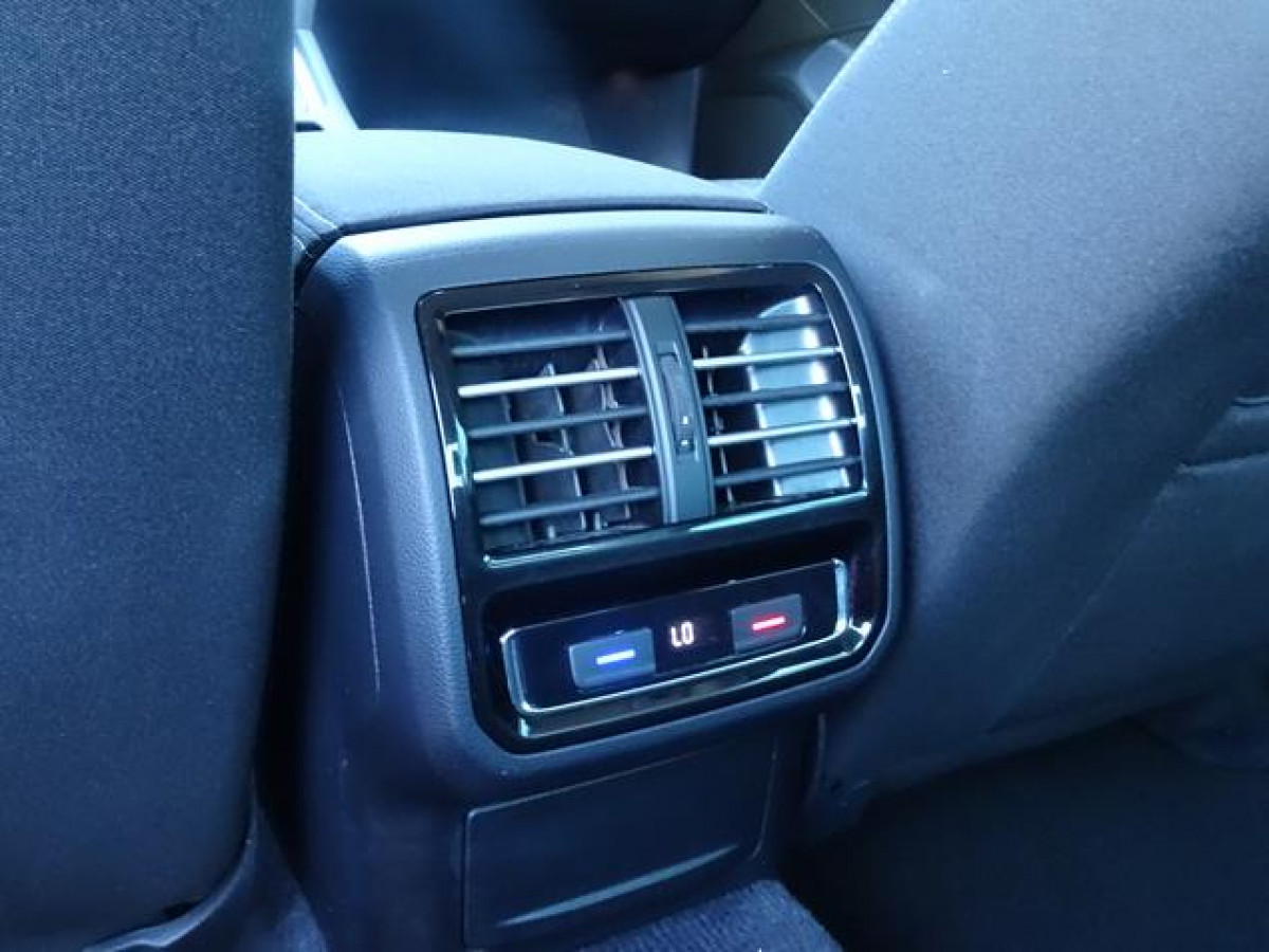 Volkswagen Passat B8 2.0 TDI DSG Comfortline 