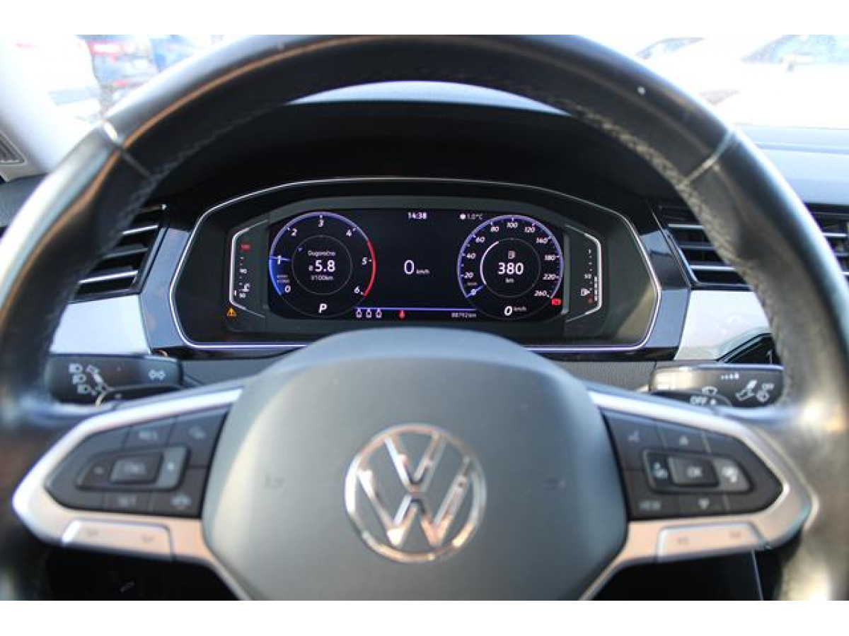 Volkswagen Passat B8 2.0 TDI DSG 