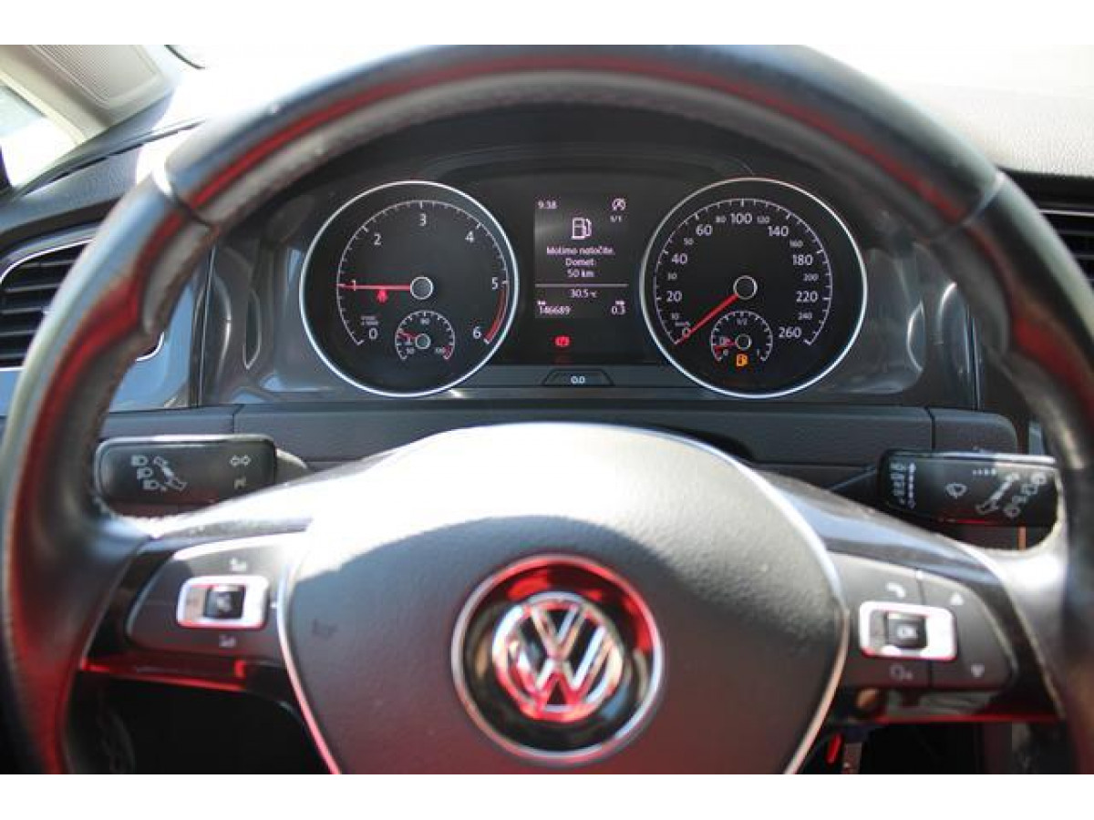 Volkswagen Golf 7 1.6 TDI Trend 