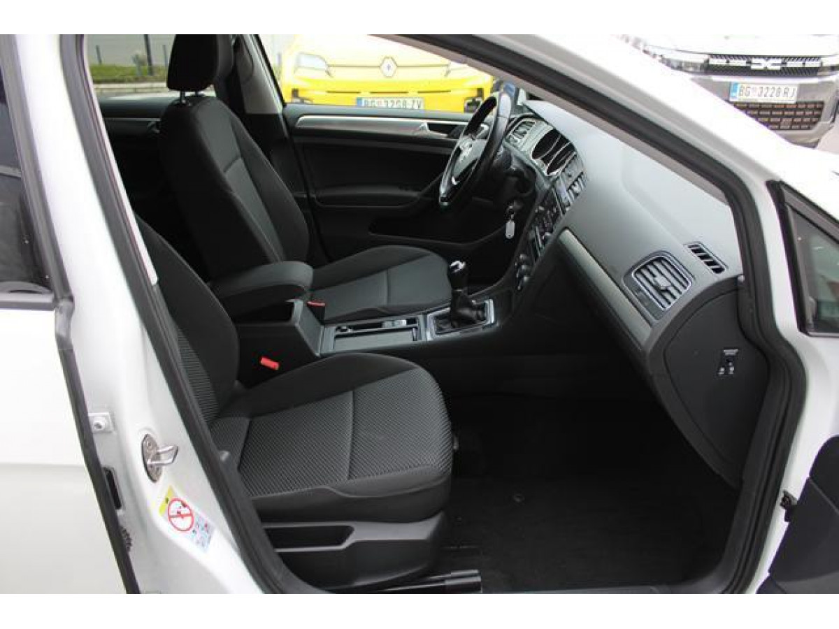 Volkswagen Golf 7 1.6 TDI 