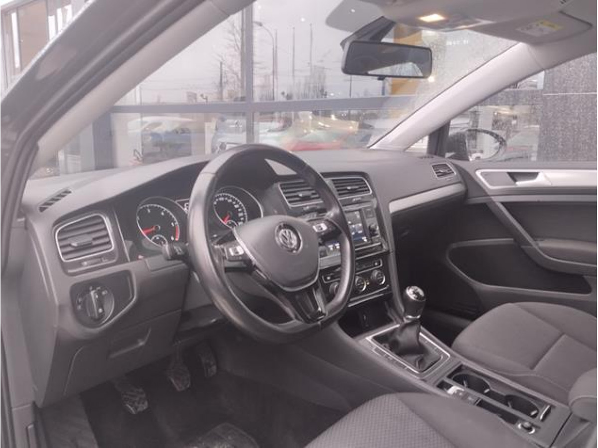 Volkswagen Golf 7 1.6 TDI Trendline