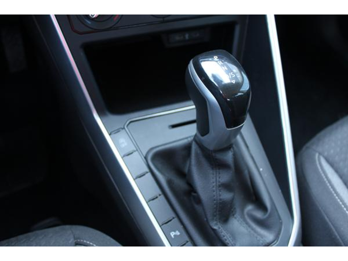 Volkswagen Polo 1.0 TSI DSG 