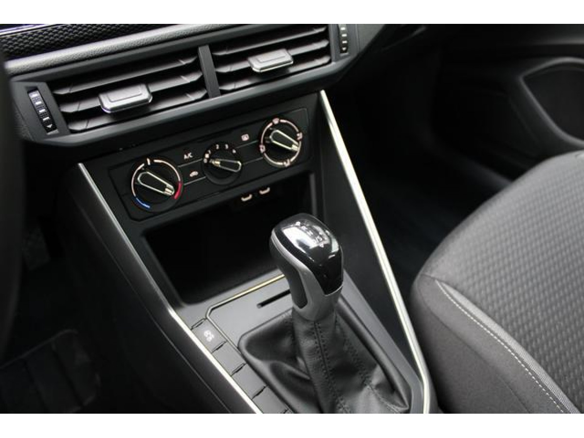 Volkswagen Polo 1.0 TSI DSG 