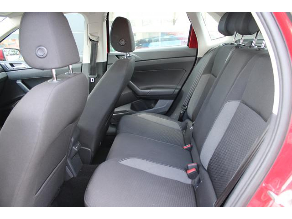 Volkswagen Polo 1.0 DSG 