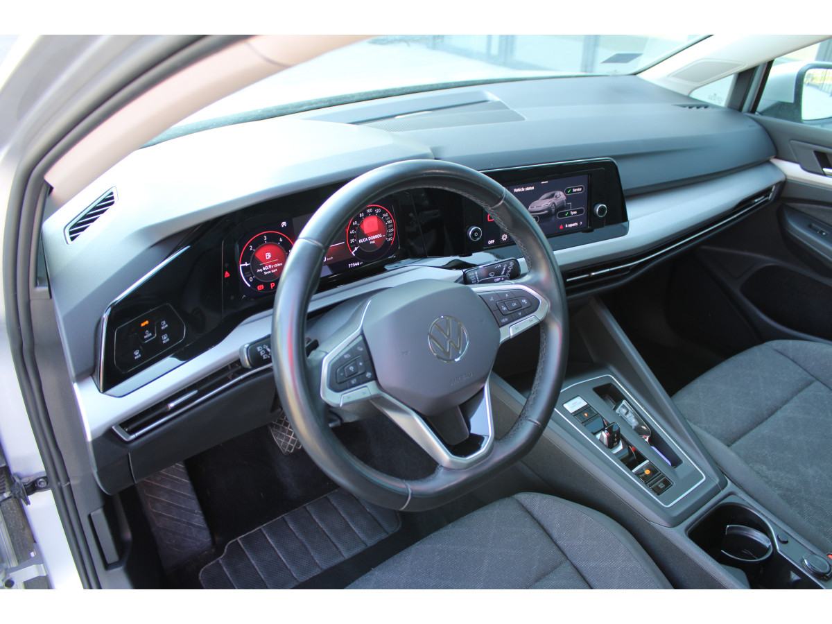 Volkswagen Golf 8 2.0 TDI DSG Life 
