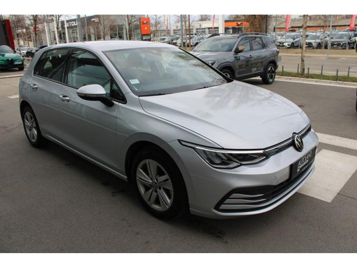 Volkswagen Golf 8 2.0 TDI Life 