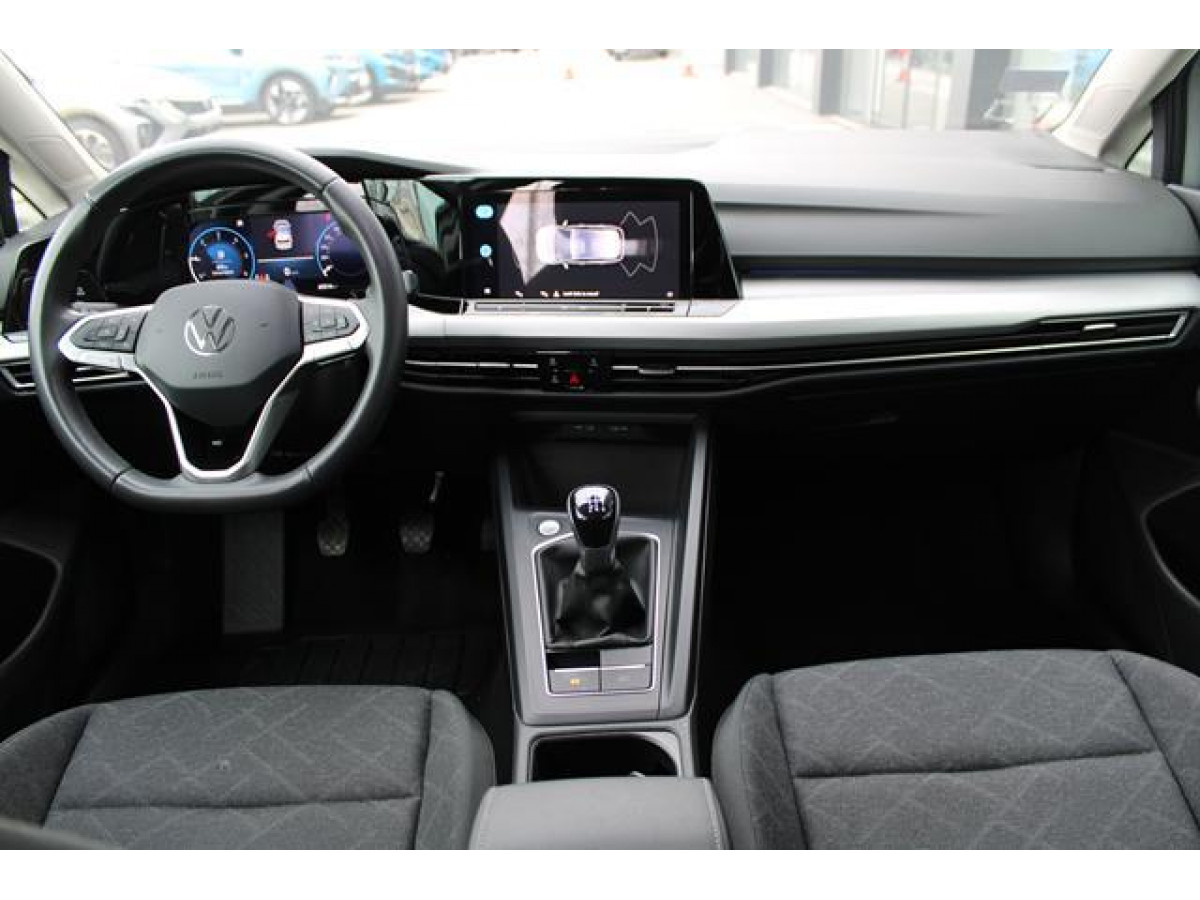 Volkswagen Golf 8 2.0 TDI Life 