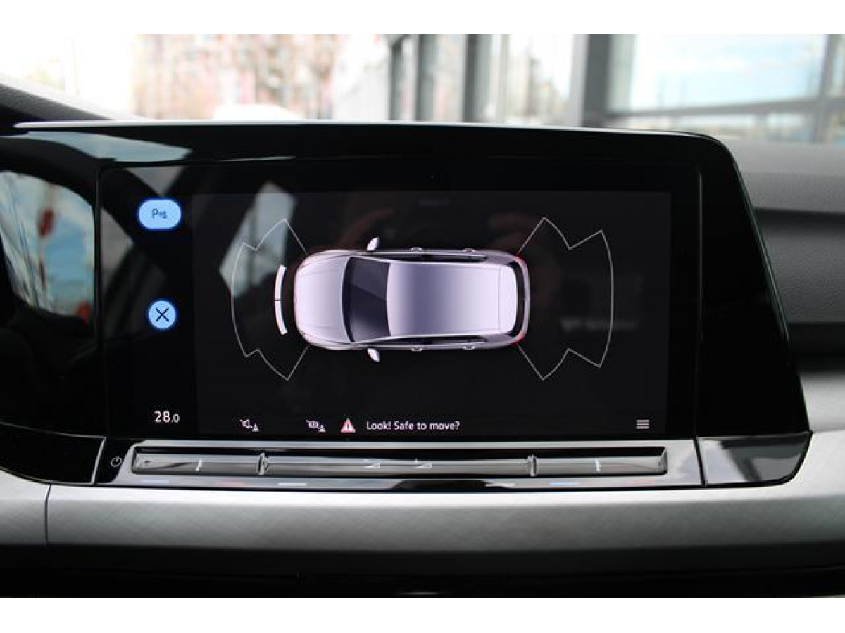 Volkswagen Golf 8 2.0 TDI Life 