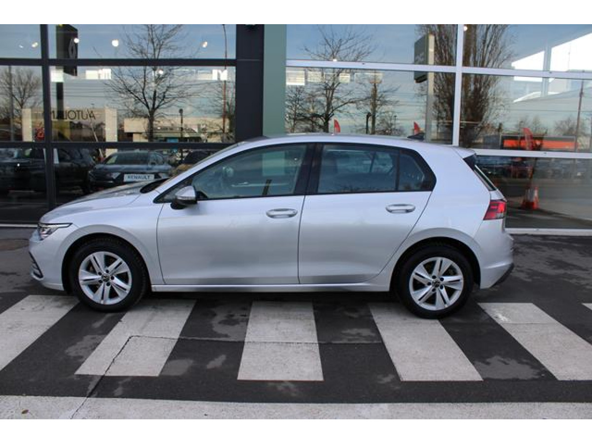 Volkswagen Golf 8 2.0 TDI Life 