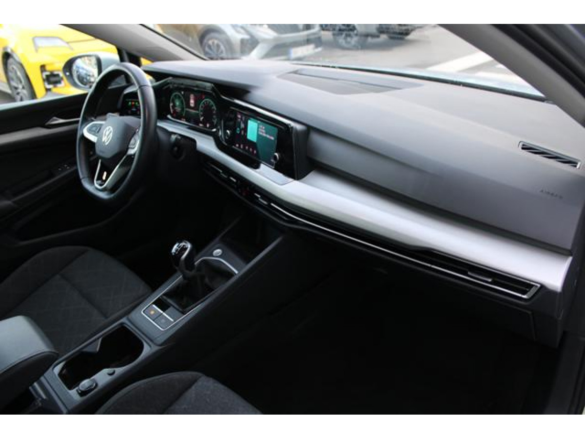 Volkswagen Golf 8 2.0 TDI Life 