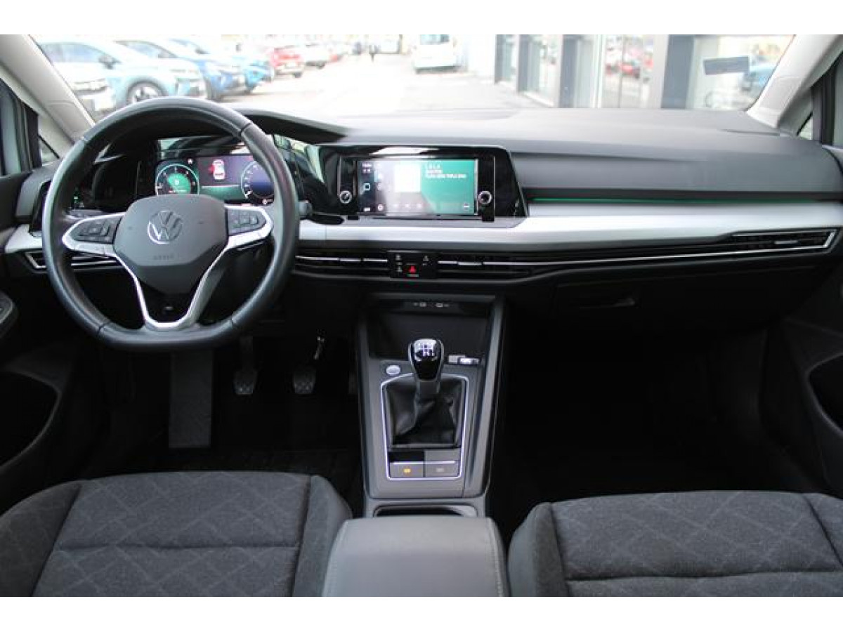 Volkswagen Golf 8 2.0 TDI Life 