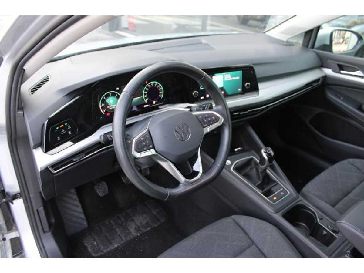 Volkswagen Golf 8 2.0 TDI Life 