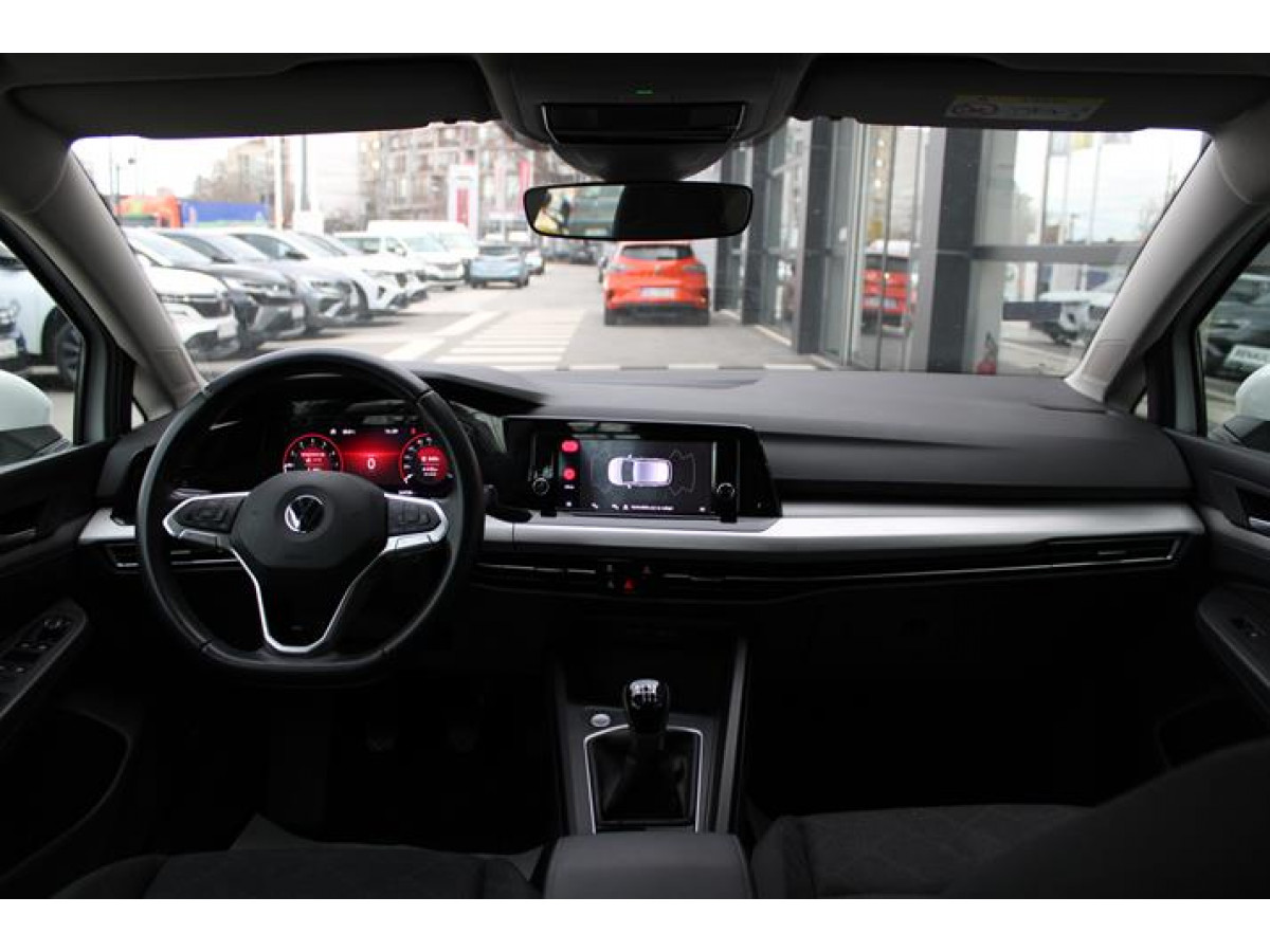 Volkswagen Golf 8 1.0 TSI Life 