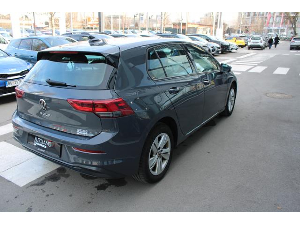 Volkswagen Golf 8 2.0 TDI Life 