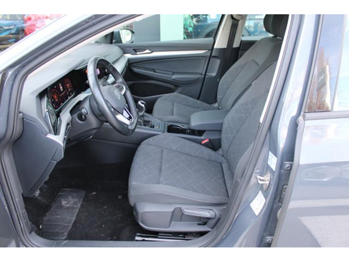 Volkswagen Golf 8 2.0 TDI Life 