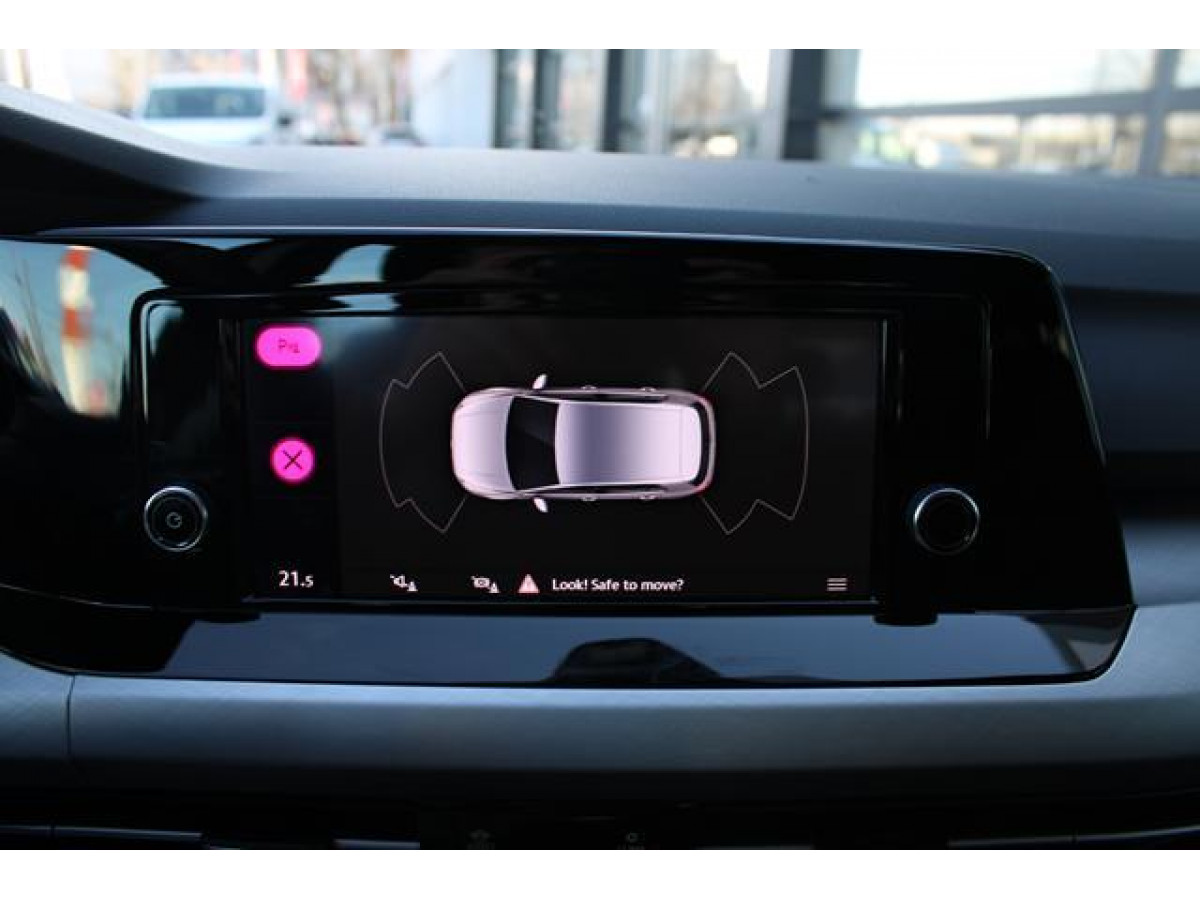 Volkswagen Golf 8 2.0 TDI Life 