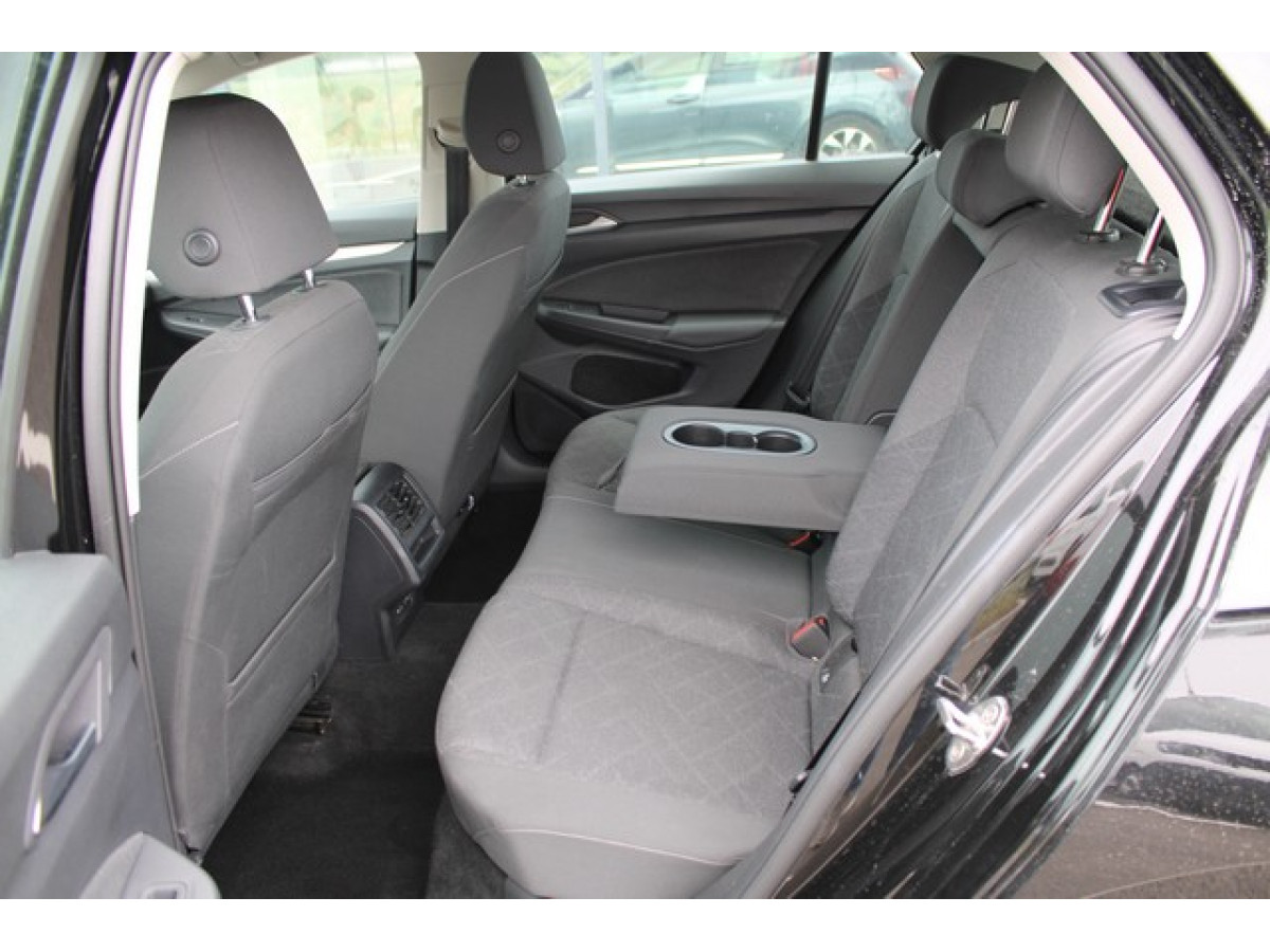 Volkswagen Golf 8 2.0 TDI DSG Life 