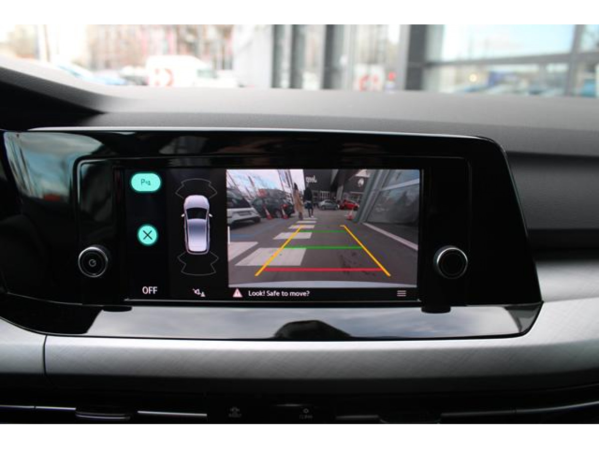 Volkswagen Golf 8 2.0 TDI Life 